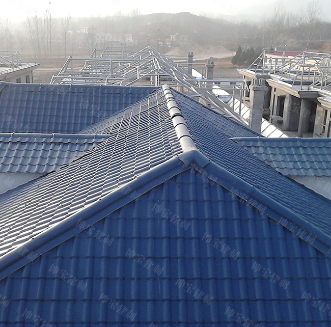 樹脂瓦斜坡屋面的施工安裝方法及注意事項(xiàng) 樹脂瓦斜坡屋面的施工安裝方法及注意事項(xiàng)