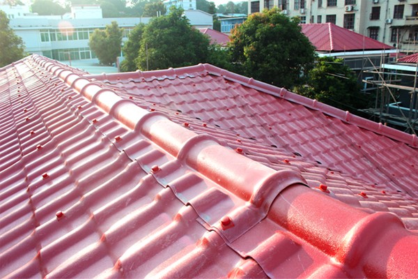 合成樹脂瓦誤區(qū):越重越好?越厚越好?永久不褪色? 合成樹脂瓦誤區(qū):越重越好?越厚越好?永久不褪色?