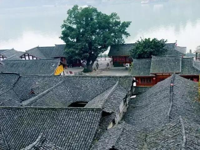 青瓦灰墻,高瓴飛檐,處處消磨時光