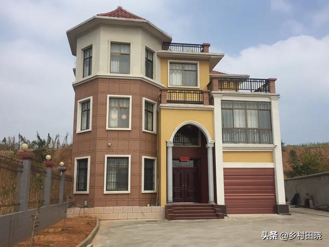 農(nóng)村自建房坡屋頂，用琉璃瓦還是樹脂瓦？看看內(nèi)行人的經(jīng)驗分享