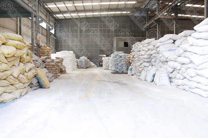 樹脂瓦原料車間